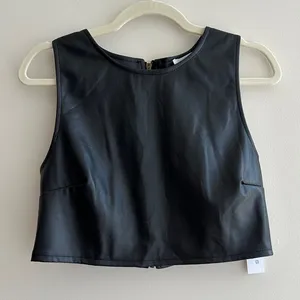 Kirious Faux Vegan Leather Cropped Tank Top, Black Tank, Women’s Size Large thumbnail 1