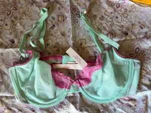 PINK Victoria's Secret bra thumbnail 2