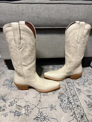 Tecovas The Annie Boots in Bone Size 7.5 thumbnail 9