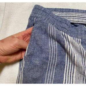 Old Navy White Blue Linen Blend loose striped pants Maritime Coastal Size: M thumbnail 4