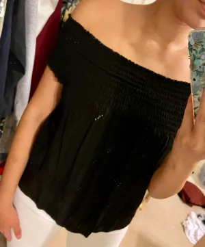 Brandy Melville Off The Shoulder Top thumbnail 3