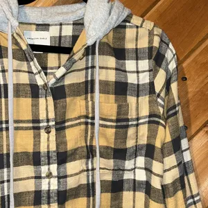 American eagle yellow gray plaid flannel hooded button up shirt thumbnail 4