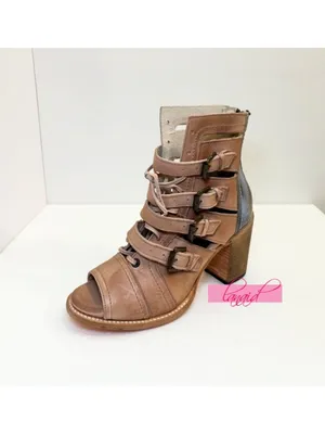 Freebird Braeden Blush Leather Tan Distressed Edgy Buckles Low Heel Sandals 10 thumbnail 7