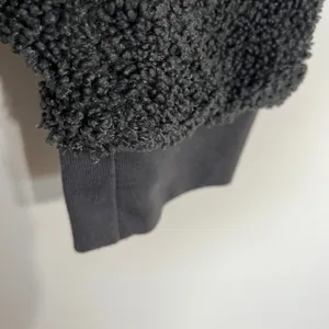 Fabletics XL Gray Dream Polar Fleece Quarter Zip Pullover Cropped Sweatshirt‎ thumbnail 2