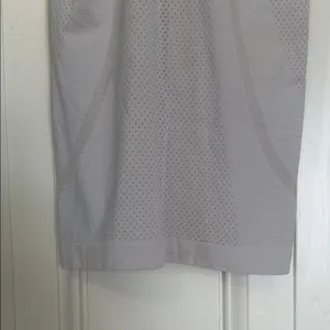 Lululemon White and pink Sleeveless Fitted Backless Tank Top thumbnail 8