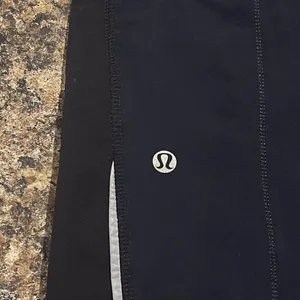 Lululemon Womens Pants Straight Leg Mixed‎ Material Pull On Black Size 4 thumbnail 3