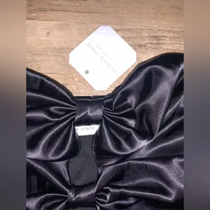 Altar’d state NEW Satin Mini Dress - strapless sexy bow details XXS NWT thumbnail 4