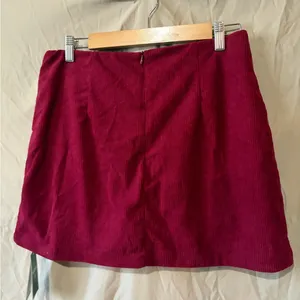 Halara skirt thumbnail 2