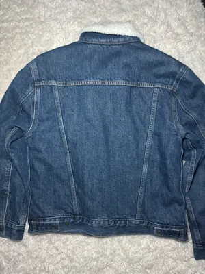 Levi’s Sherpa Lined Denim Jacket thumbnail 4