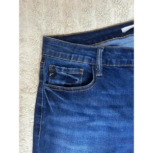 KanCan classic medium to dark wash mid-rise skinny jeans Size 13/30 thumbnail 2