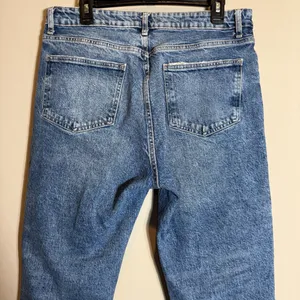 Zara TRF High Rise Distressed Straight Leg Denim Jeans Women's 14 Blue Raw Hem thumbnail 10