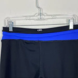 Alo Coolfit Black & Blue Capri Length Leggings thumbnail 4