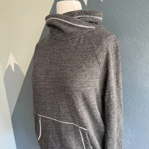 Abercrombie & Fitch Gray Cowl Neck Sweatshirt thumbnail 3