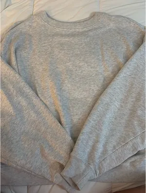 Hollister Crewneck Sweatshirt Grey thumbnail 3