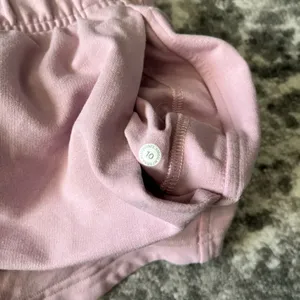 Lululemon Inner Glow High-Rise Short 3" thumbnail 5