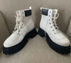 Timberland Combat Boots; Round Toe Boot; S53, Sz 9 thumbnail 1