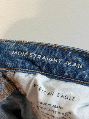 American Eagle Mom Straight Jean Size 8 Stretch AE thumbnail 6
