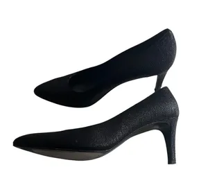 Stuart Weitzman Black Curvia Textured Pointed Toe Heeled Pumps Size 7.5M thumbnail 4