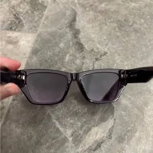 quay sunglasses thumbnail 4