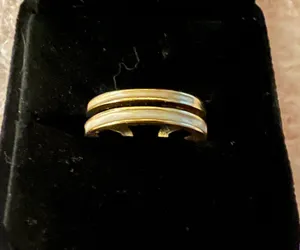 Gorgeous Ladies Golden Faux Gemstone Adjustable Statement Ring Size 7-9 thumbnail 1
