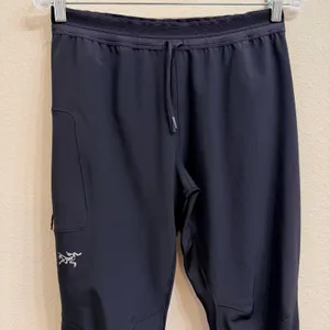 Arcteryx Norvan Hybrid Tight Mens Medium Black Gore-Tex Running Pants thumbnail 3