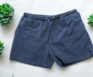 H&M Grey Pull-On Shorts Medium thumbnail 1