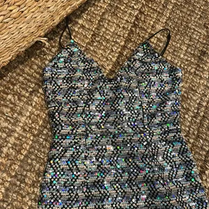 Superdown Revolve Sparkling Sequin Mini Dress Size Small thumbnail 4