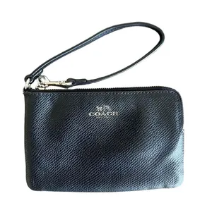 Coach 6x4 Black Leather Wristlet #1229 thumbnail 1