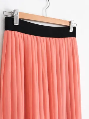 Love Culture Pleated Maxi Skirt in Coral thumbnail 3