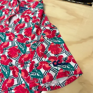 Bermuda Sands Women's Red‎ Floral Performance Golf Polo Shirt UPF 50 Wick Away M thumbnail 7