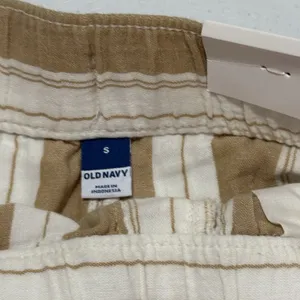 OLD NAVY Tan‎ White Striped Soft Beachy Coastal Classic Shorts SZ S New thumbnail 5