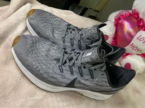 Nike Air Zoom Pegasus 36 Running Shoes Women’s Size 11.5 thumbnail 1