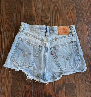 Levi’s Vintage Shorts thumbnail 2