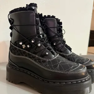 NEW Dr. Martens Jadon Frill Smooth Leather Platform Boots Embroidered Bead thumbnail 2