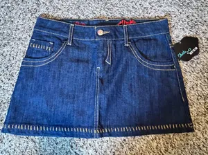 Chick by Nicky Hilton Denim Mini Skirt Dark Wash Skull‎ Embroidery Size 26 NWT thumbnail 1