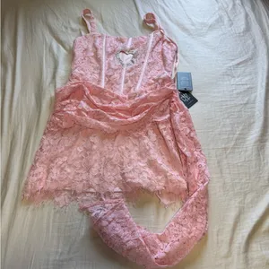 Dressmezee - TASTE OF LOVE HEART CUT OUT LACE MINI DRESS - PINK thumbnail 6