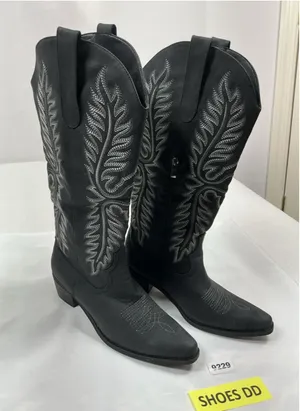 Womans Excellent Pullon Knee High Cowgirl Boots Size 12 Gray Embroidered thumbnail 1