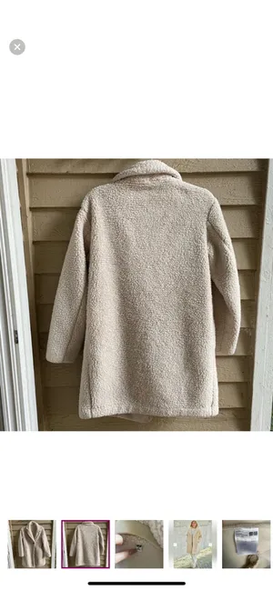 Uniqlo Women's Cream Sherpa Coat thumbnail 2