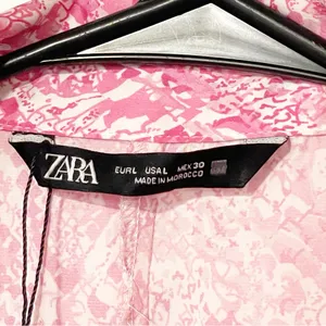 Zara Size Large Pink Silk Snake Print Button Front‎ Blouse Top thumbnail 3