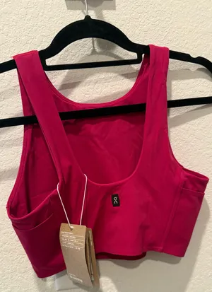 On Cloud Sports Bra thumbnail 2