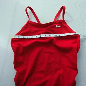 Nike Swim HydraStrong Essential Red One Piece Swimsuit Size 34 WMS 8 thumbnail 6