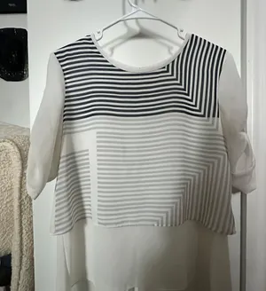 Size S thumbnail 1