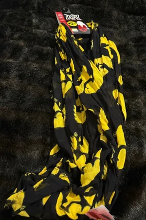 Official Iowa Hawkeyes: ZooZatz Women's Thin Crinkle Infinity Scarf - Yellow Blk thumbnail 1