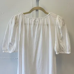 LOFT Cotton Slub Puff Sleeve Split Neck Blouse Top Medium 36801213 White Relaxed thumbnail 5