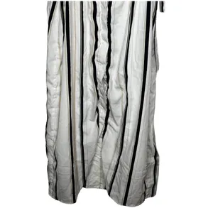 The Room‎ Dress thumbnail 3