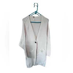 NWOT. Free People Ivory Irreplaceable Cardigan thumbnail 2