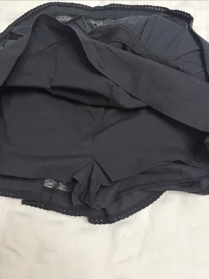 Abercrombie & Fitch Black Tiered Mini Skirt thumbnail 2