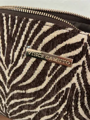 NEW Vince Camuto Brown Textured Zebra Print Large Makeup Cosmetic Pouch Bag thumbnail 5