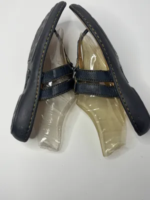 Born Black Leather Comfort Slide On Thong Sandals Women's Size 8 thumbnail 6