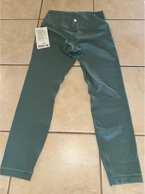 Lululemon Align High Rise 25” Tidal Teal Size 8 NWT thumbnail 2